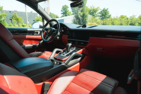 Photos of 2019 Porsche Cayenne for sale in Mississauga, ON at Toronto Luxe Motors Mississauga