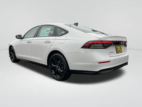 Another view of 2025 Honda Accord SE for sale in Moses Lake, WA at Bud Clary Honda of Moses Lake
