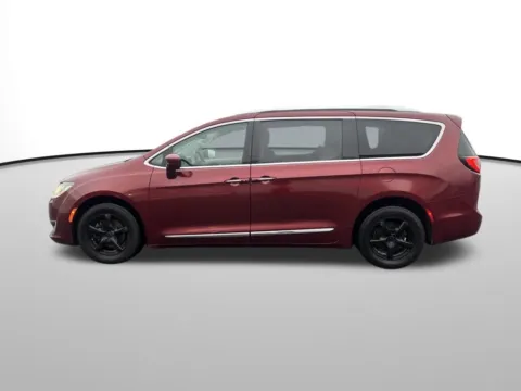 Photos of 2017 Chrysler Pacifica Touring L Plus for sale in Moses Lake, WA at Honda of Moses Lake