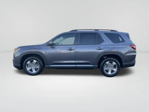 Photos of 2026 Honda Pilot EX-L for sale in Moses Lake, WA at Bud Clary Honda of Moses Lake