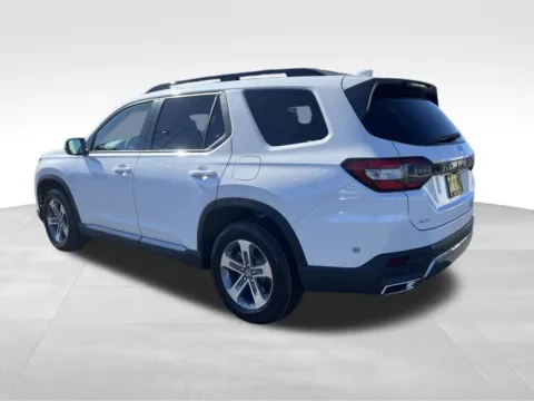 Another view of 2026 Honda Pilot EX-L for sale in Moses Lake, WA at Bud Clary Honda of Moses Lake