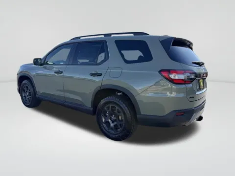 Another view of 2026 Honda Pilot TrailSport for sale in Moses Lake, WA at Bud Clary Honda of Moses Lake