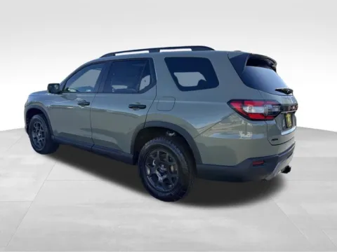 Another view of 2026 Honda Pilot TrailSport for sale in Moses Lake, WA at Bud Clary Honda of Moses Lake