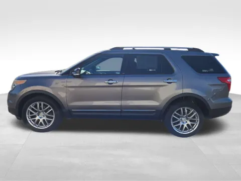 Photos of 2013 Ford Explorer XLT for sale in Moses Lake, WA at Bud Clary Honda of Moses Lake