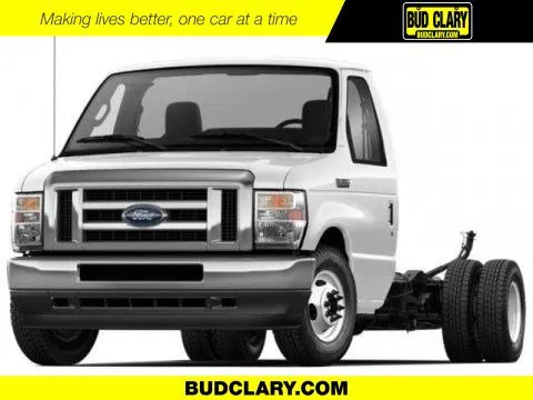 White 2023 Ford E-Series Cutaway E-350 DRW 138  WB for sale in Moses Lake, WA