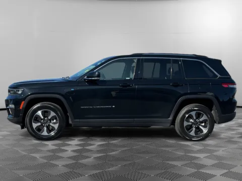 Another view of 2023 Jeep Grand Cherokee 4xe for sale in Moses Lake, WA at Honda of Moses Lake