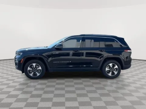 Photos of 2023 Jeep Grand Cherokee 4xe for sale in Moses Lake, WA at Honda of Moses Lake