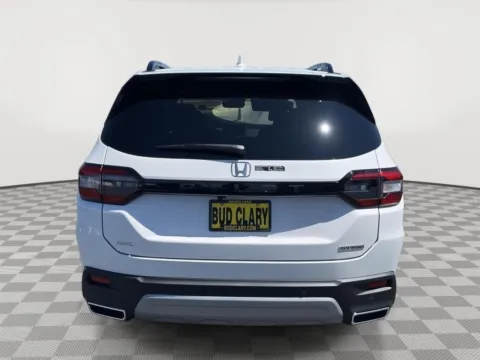 More photos of 2025 Honda Pilot Touring at Honda of Moses Lake, WA