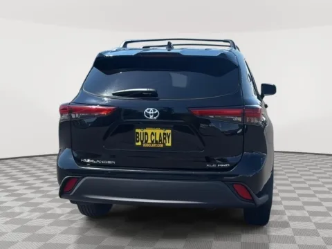 More photos of 2022 Toyota Highlander XLE at Honda of Moses Lake, WA