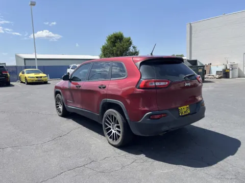 Another view of 2016 Jeep Cherokee Sport for sale in Moses Lake, WA at Honda of Moses Lake