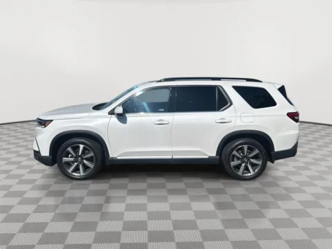 Another view of 2025 Honda Pilot Touring for sale in Moses Lake, WA at Honda of Moses Lake