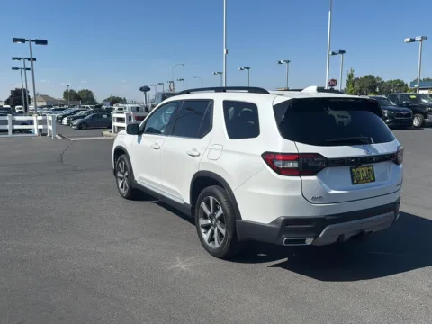 More photos of 2025 Honda Pilot Touring at Honda of Moses Lake, WA