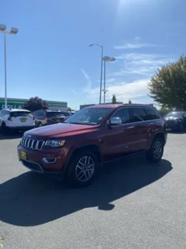 Red 2022 Jeep Grand Cherokee WK Limited for sale in Moses Lake, WA
