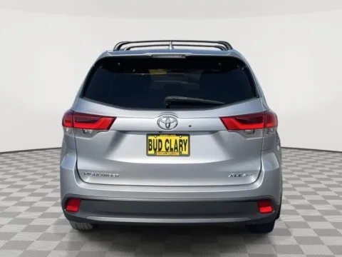 More photos of 2018 Toyota Highlander XLE at Honda of Moses Lake, WA