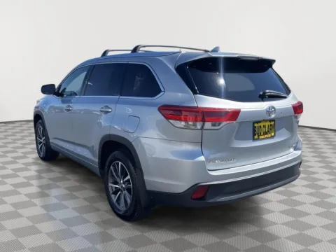 More photos of 2018 Toyota Highlander XLE at Honda of Moses Lake, WA