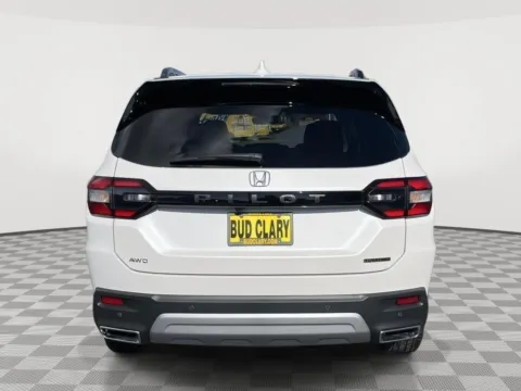 More photos of 2025 Honda Pilot Touring at Honda of Moses Lake, WA