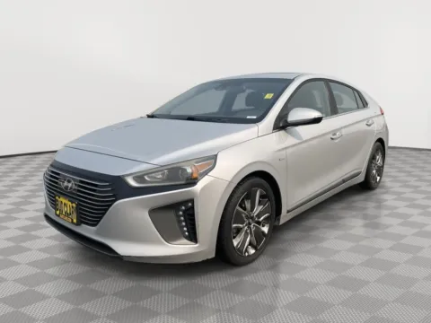 Silver 2018 Hyundai Ioniq Hybrid Limited for sale in Moses Lake, WA