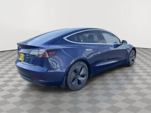 More photos of 2018 Tesla Model 3 Long Range Battery at Honda of Moses Lake, WA