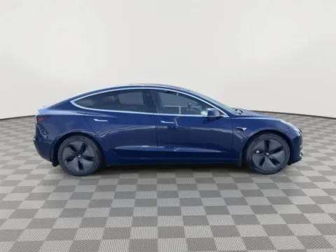 Blue 2018 Tesla Model 3 Long Range Battery for sale in Moses Lake, WA
