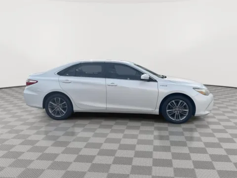 More photos of 2015 Toyota Camry Hybrid SE at Honda of Moses Lake, WA