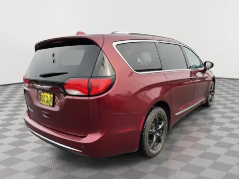 More photos of 2017 Chrysler Pacifica Touring-L Plus at Honda of Moses Lake, WA