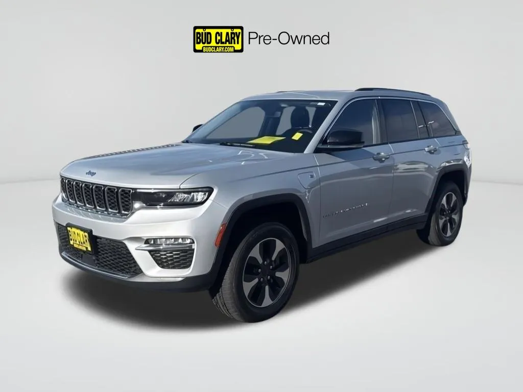 Silver 2023 Jeep Grand Cherokee 4xe for sale in Moses Lake, WA