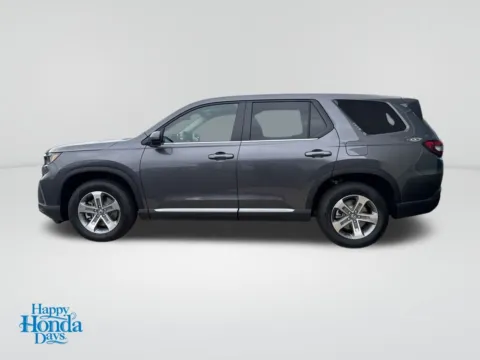 Photos of 2025 Honda Pilot EX-L for sale in Moses Lake, WA at Honda of Moses Lake