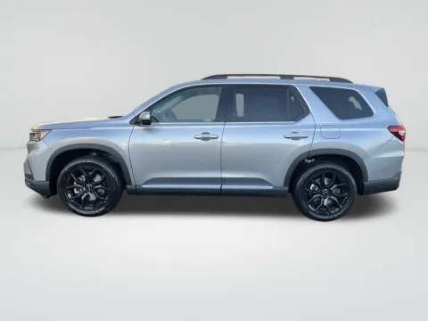 Photos of 2025 Honda Pilot Touring+ for sale in Moses Lake, WA at Honda of Moses Lake