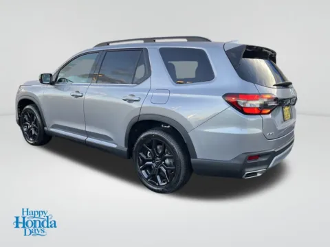 Another view of 2025 Honda Pilot Touring+ for sale in Moses Lake, WA at Honda of Moses Lake