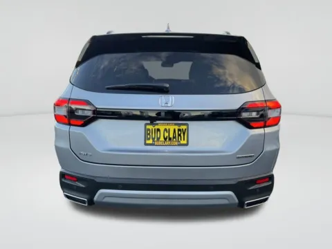 More photos of 2025 Honda Pilot Touring+ at Honda of Moses Lake, WA