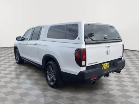 Another view of 2021 Honda Ridgeline RTL-E for sale in Moses Lake, WA at Honda of Moses Lake