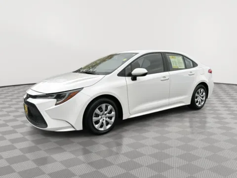 White 2022 Toyota Corolla LE for sale in Moses Lake, WA