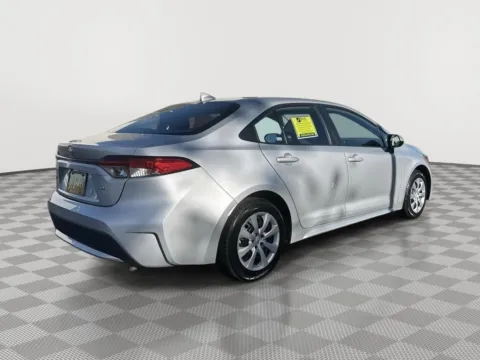 More photos of 2022 Toyota Corolla LE at Honda of Moses Lake, WA
