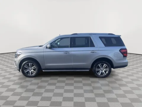 Photos of 2023 Ford Expedition Limited for sale in Moses Lake, WA at Honda of Moses Lake