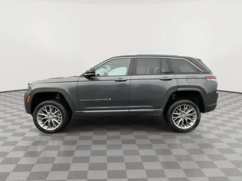 Photos of 2022 Jeep Grand Cherokee Summit for sale in Moses Lake, WA at Honda of Moses Lake