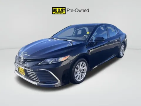 Black 2022 Toyota Camry LE for sale in Moses Lake, WA