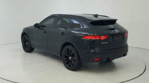 More photos of 2018 Jaguar F-PACE 25t R-Sport at Tom Gill Chevrolet, KY