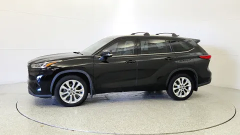More photos of 2021 Toyota Highlander Limited at Tom Gill Chevrolet, KY
