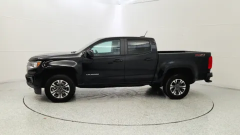 More photos of 2022 Chevrolet Colorado 4WD Z71 at Tom Gill Chevrolet, KY