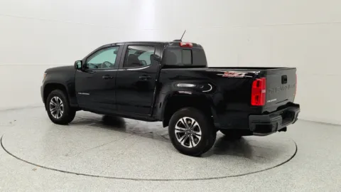 More photos of 2022 Chevrolet Colorado 4WD Z71 at Tom Gill Chevrolet, KY