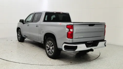 More photos of 2023 Chevrolet Silverado 1500 LT at Tom Gill Chevrolet, KY