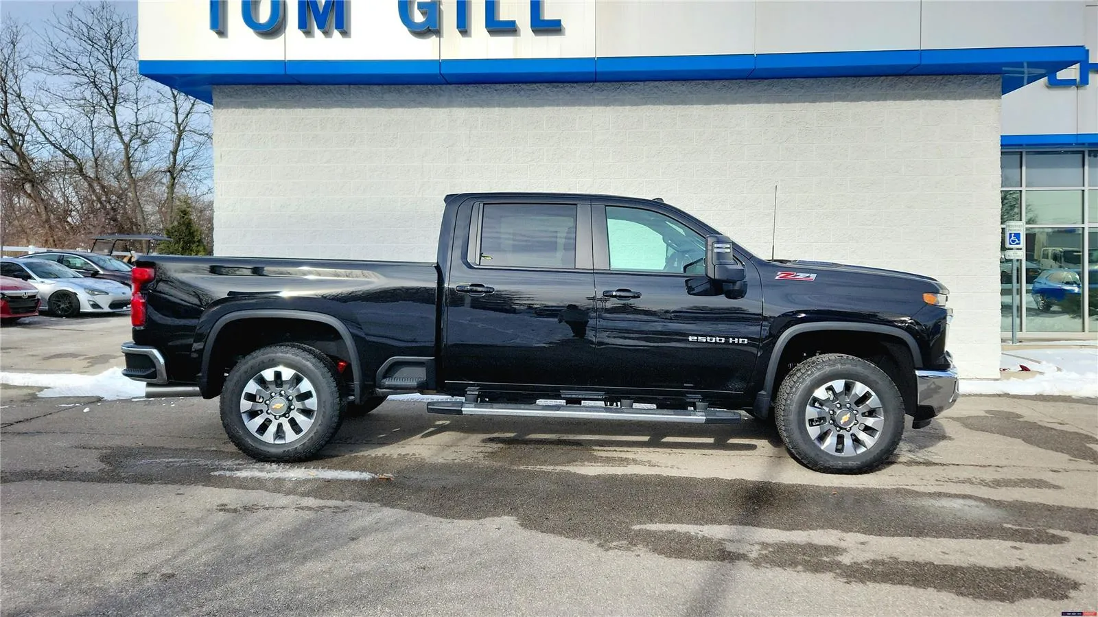 Black 2026 Chevrolet Silverado 2500HD LT for sale in Florence, KY