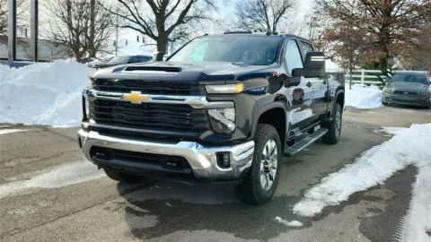 More photos of 2026 Chevrolet Silverado 2500HD LT at Tom Gill Chevrolet, KY