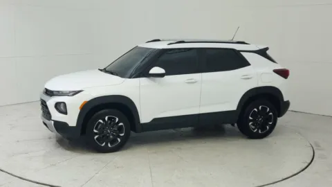 More photos of 2021 Chevrolet Trailblazer LT at Tom Gill Chevrolet, KY
