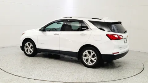 More photos of 2021 Chevrolet Equinox Premier at Tom Gill Chevrolet, KY