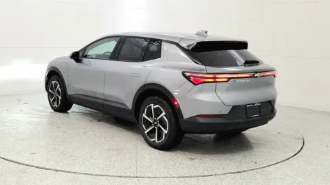 More photos of 2026 Chevrolet Equinox EV LT1 with PCY at Tom Gill Chevrolet, KY