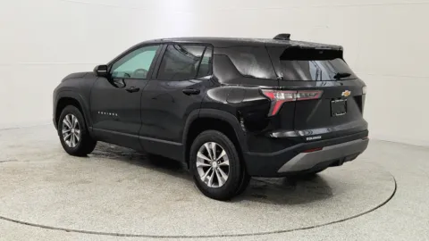 More photos of 2026 Chevrolet Equinox FWD LT at Tom Gill Chevrolet, KY