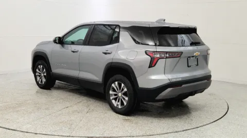 More photos of 2026 Chevrolet Equinox FWD LT at Tom Gill Chevrolet, KY