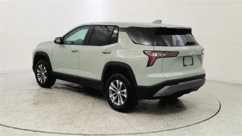 More photos of 2026 Chevrolet Equinox FWD LT at Tom Gill Chevrolet, KY