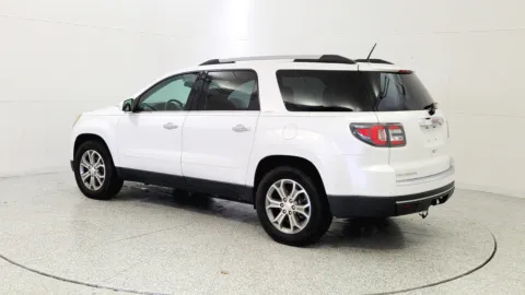 More photos of 2016 GMC Acadia SLT at Tom Gill Chevrolet, KY